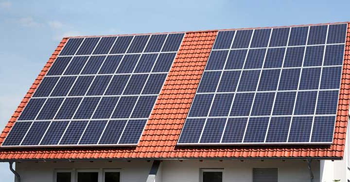 Photovoltaikversicherung: Wie sichere ich meine PV-Anlage ideal ab?