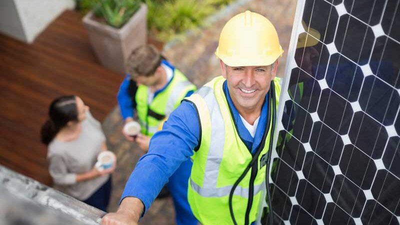 Installation einer Solaranlage – worauf gilt es bei den Bauarbeiten zu achten?